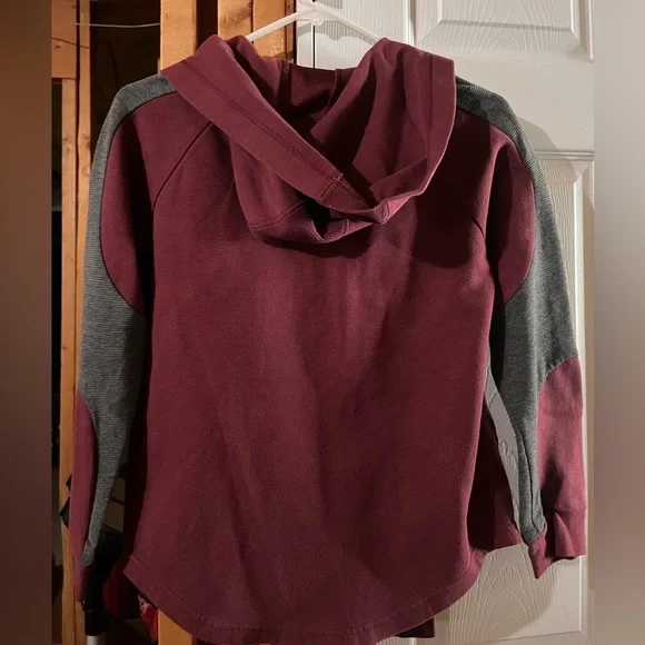 Burgundy and Gray sweatsuit - Picture 2 of 2